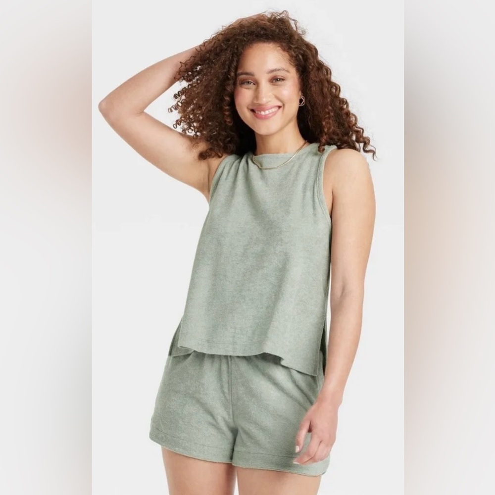 NWOT A New Day Terrycloth Olive Army Green Tank Top